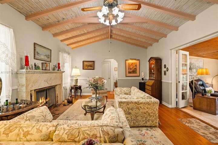 Property Photo:  430 NE 52nd Ter  FL 33137 