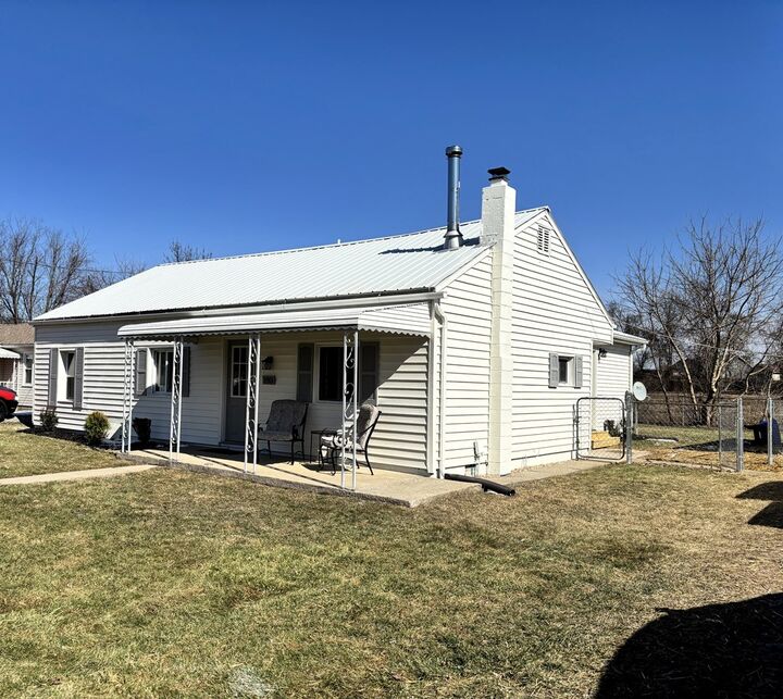 Property Photo: 190 Zickafoose Lane OH 45601