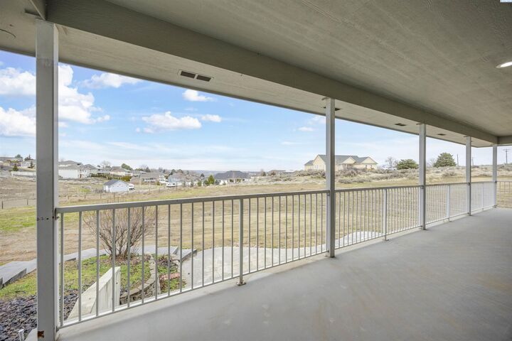 Property Photo:  4340 Rosencrans Road  WA 99353 