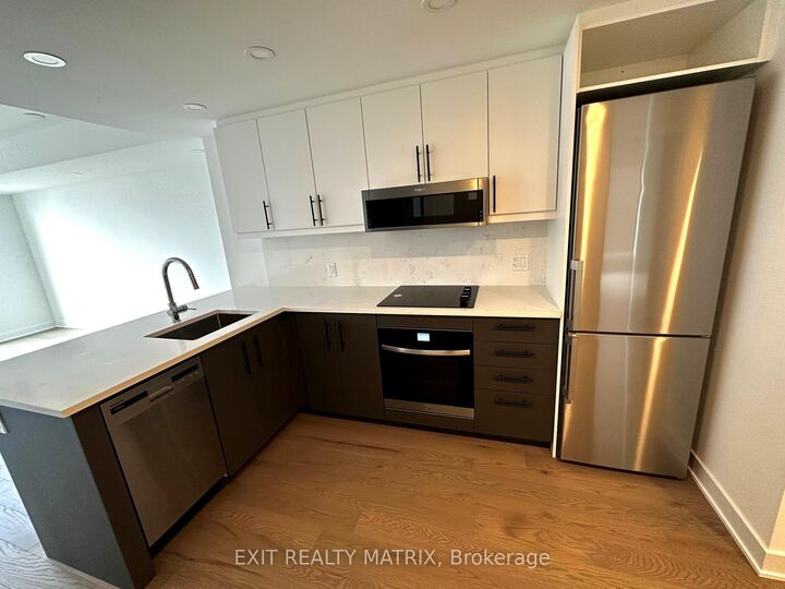 Property Photo: 340 Queen Street 1101 ON K1R 0G1