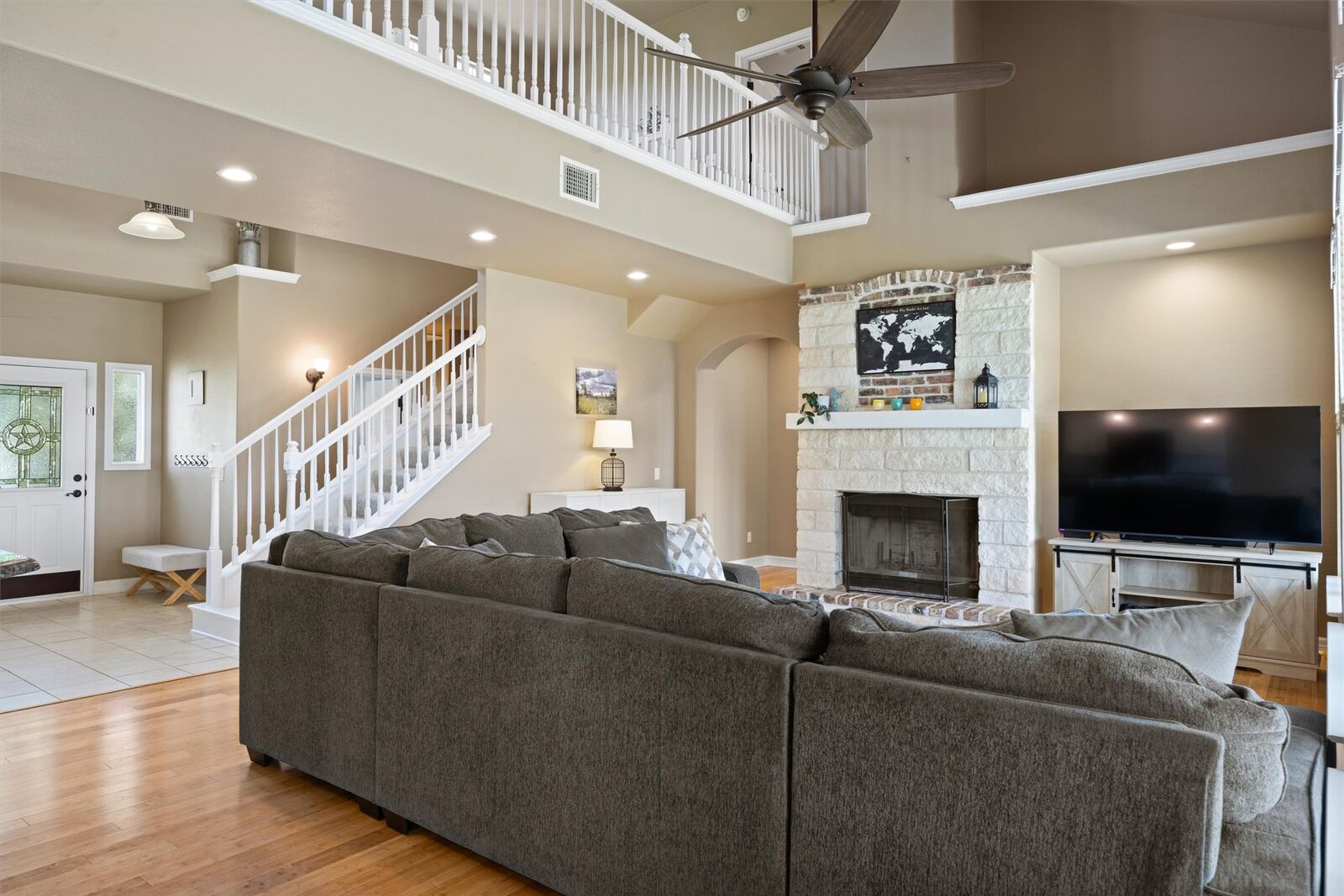 Property Photo:  208 Dawn Drive  TX 78642 