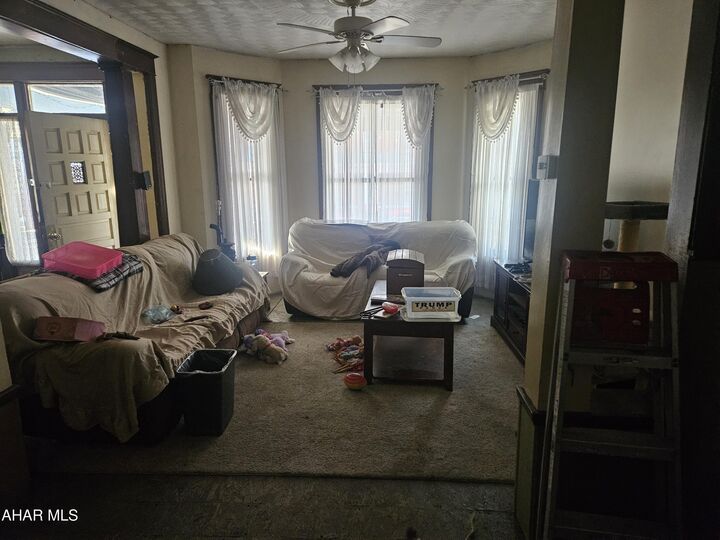 Property Photo:  117 5th Avenue  PA 16602 