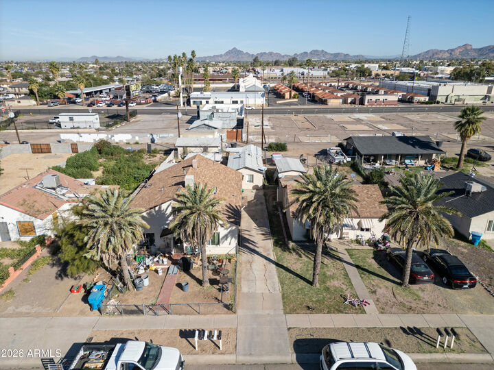 Property Photo:  2916 E Monroe Street  AZ 85034 