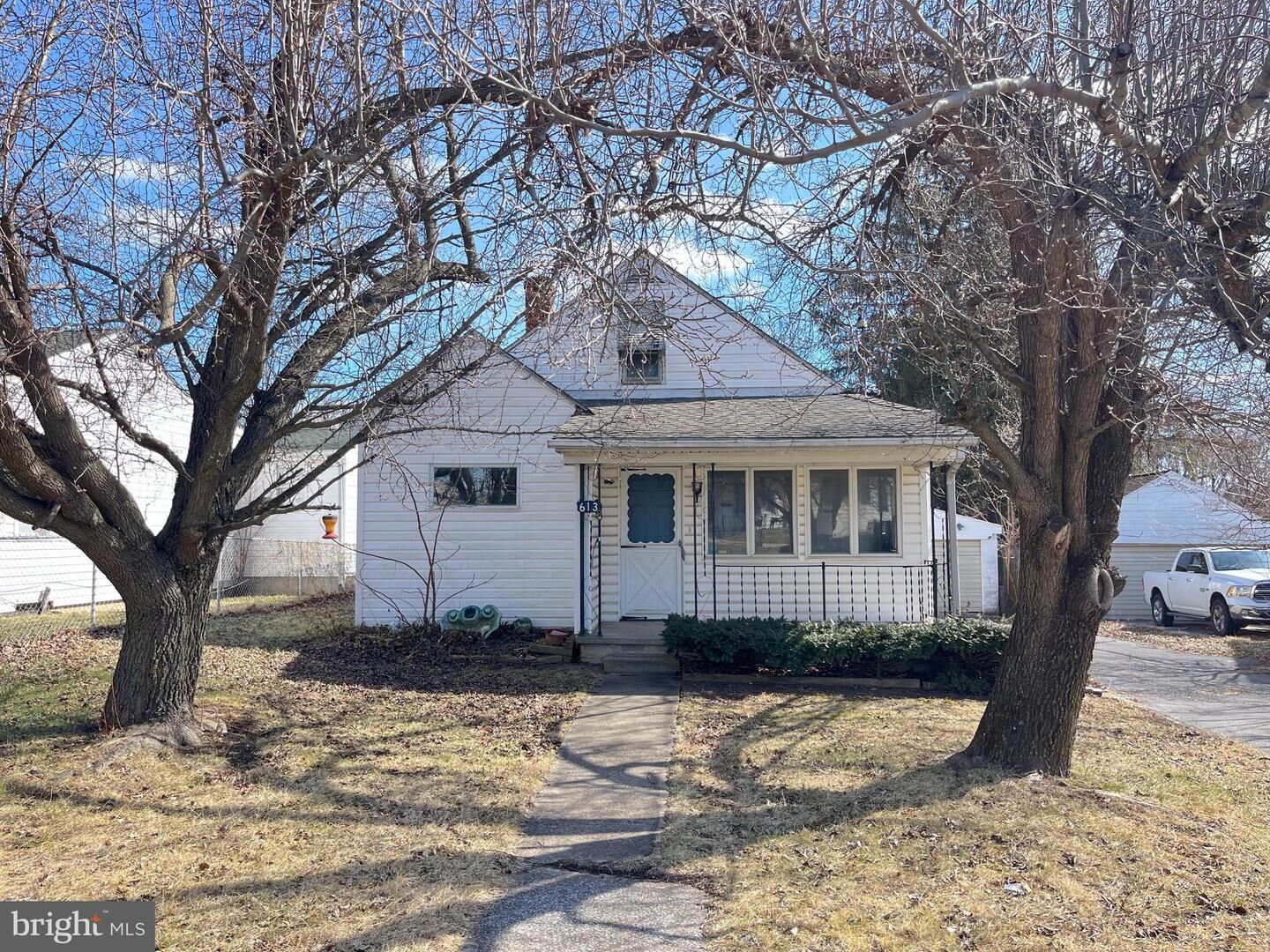 Property Photo:  613 Albert Street  WV 25404 