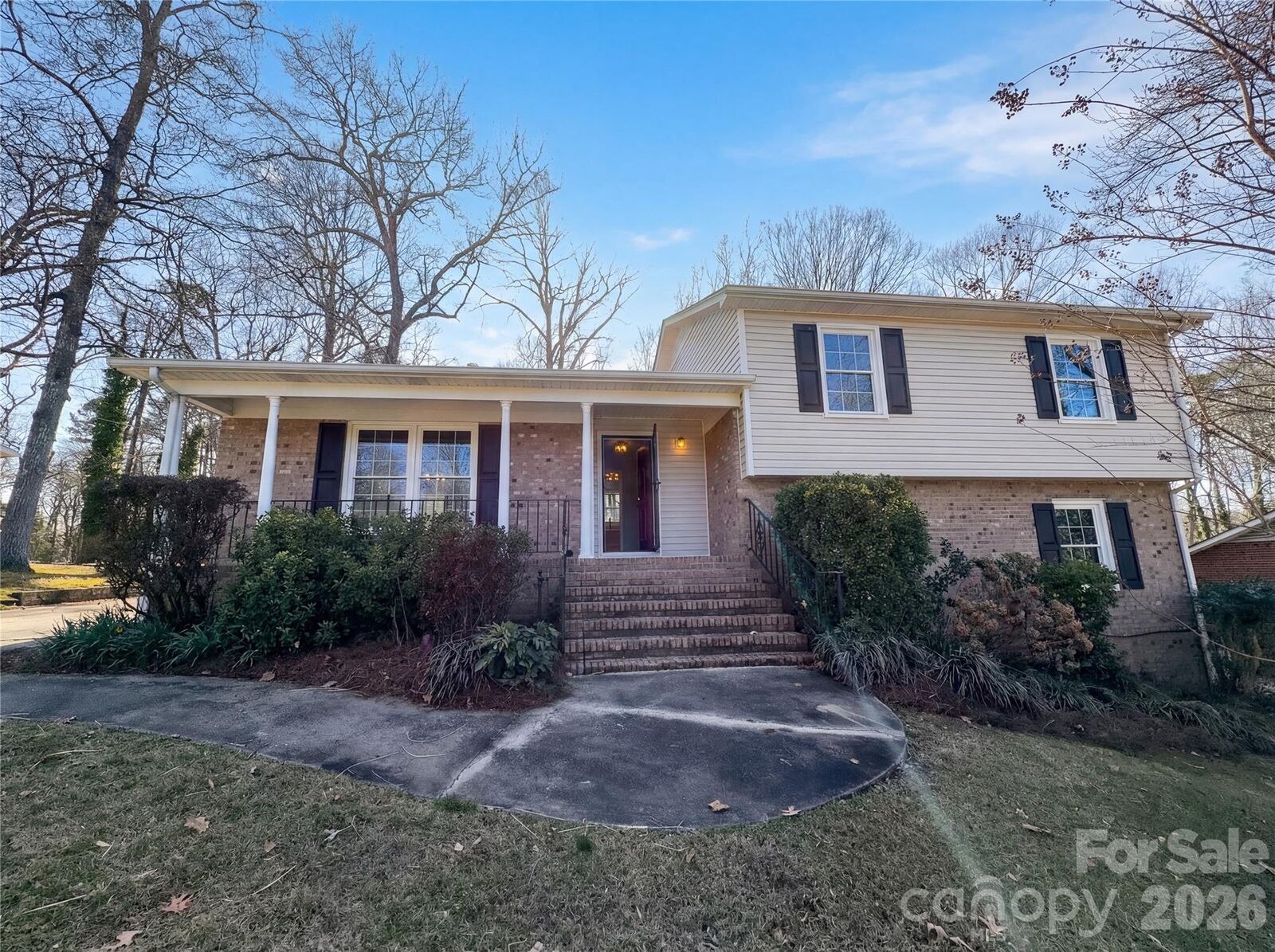 Property Photo:  7700 Meadowdale Lane  NC 28212 
