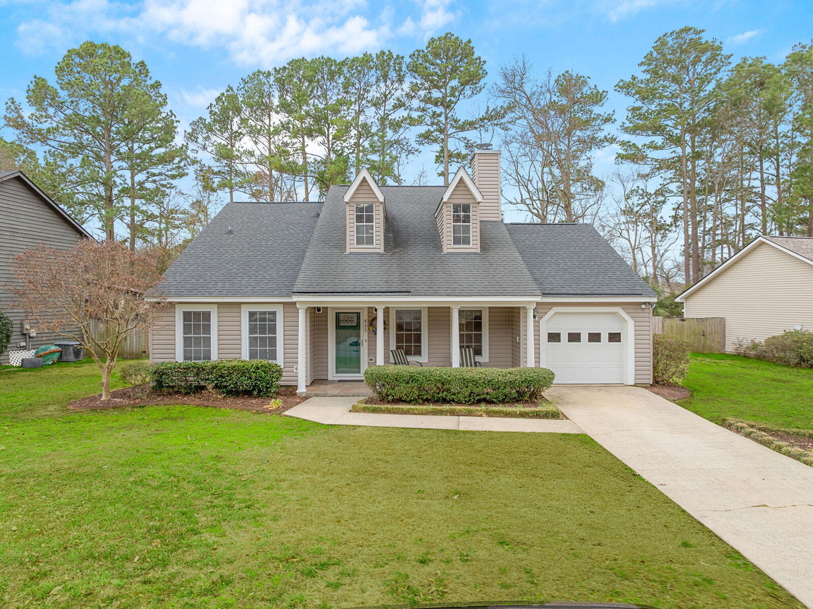 Property Photo:  803 N Aylesbury Road  SC 29445 
