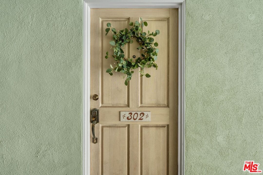 Property Photo: 1440 23rd St CA 90404