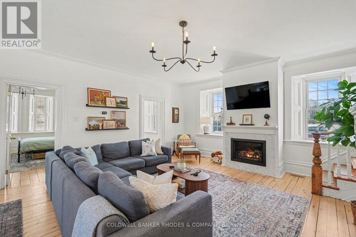 Property Photo: 3489 Galetta Side Road ON K7S 3G7