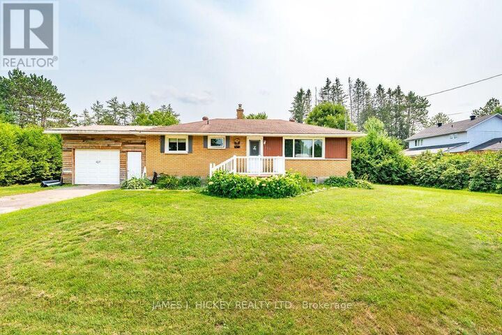 115 Lorne Place — photo 1