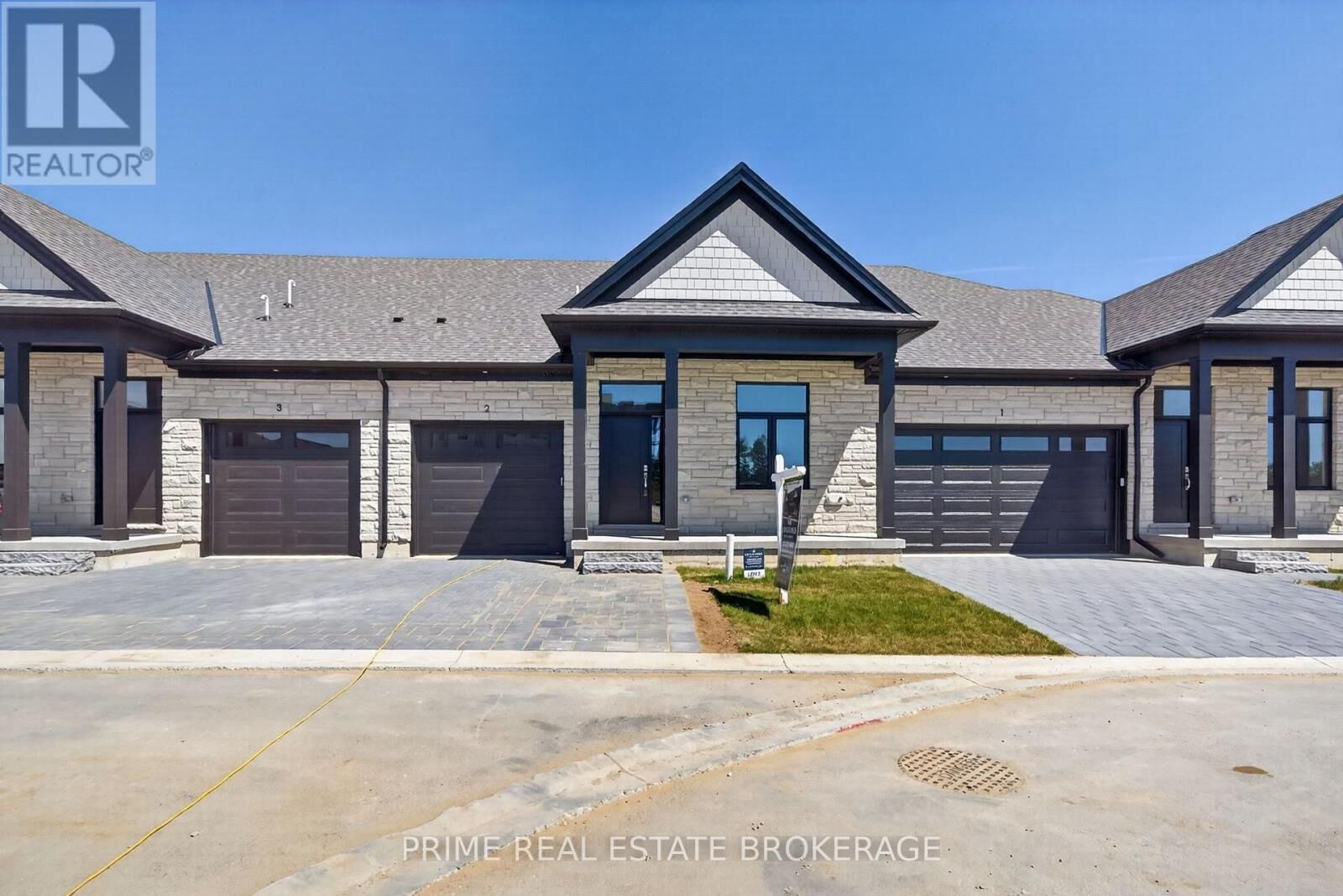 Property Photo: 62 Compass Trail 2 ON N5L 0B4