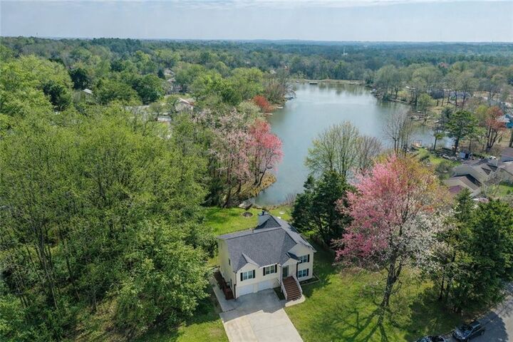 Property Photo:  2925 Landington Way  GA 30096 