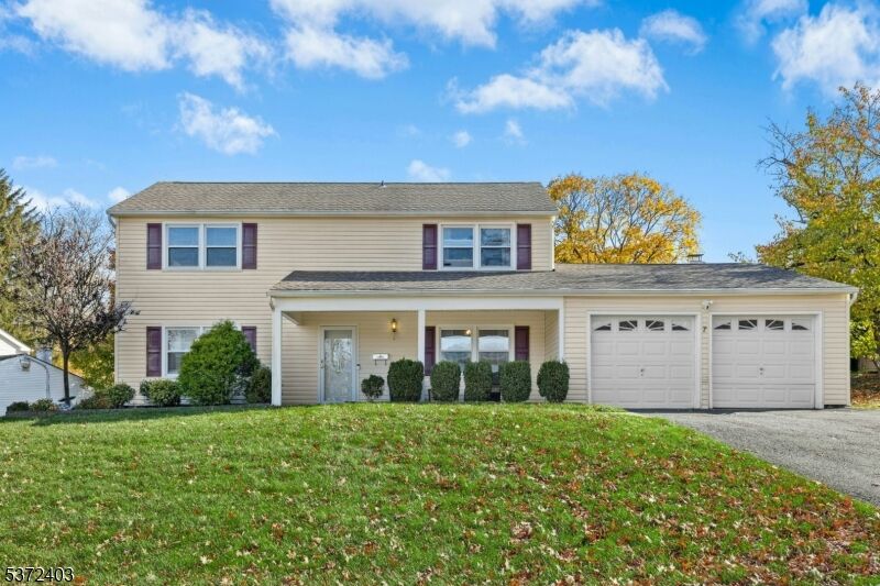 Property Photo: 7 Concord Dr NJ 08873