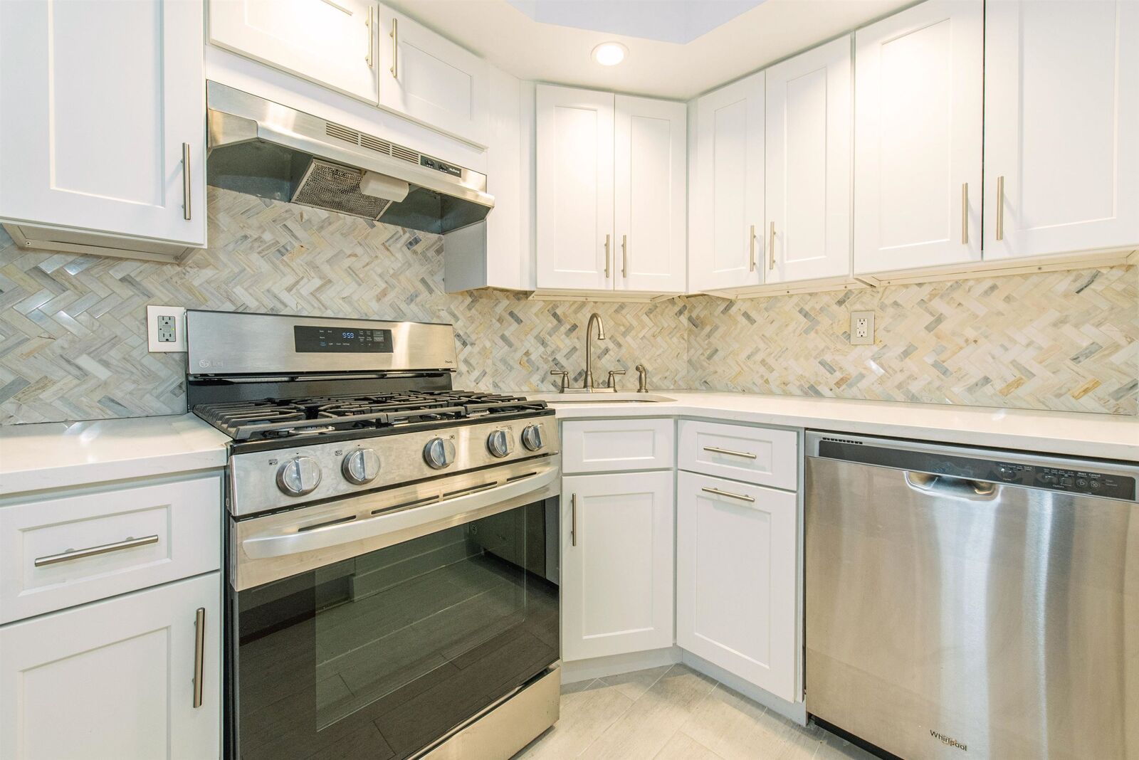 Property Photo:  6405 Blvd East B1  NJ 07093 