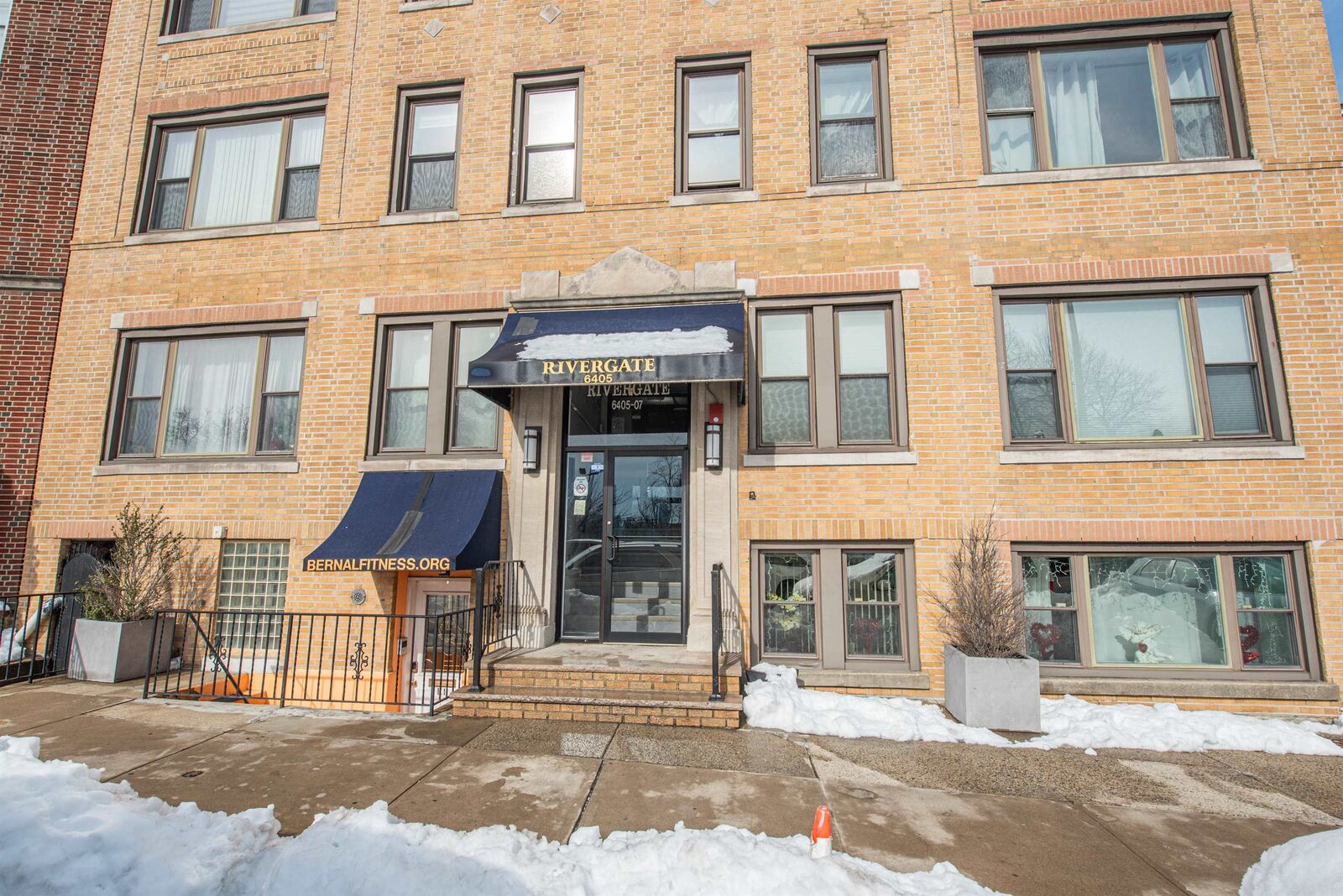 Property Photo:  6405 Blvd East B1  NJ 07093 