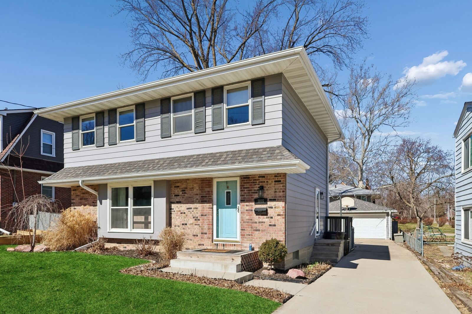 Property Photo:  3805 Washington Avenue  IA 50310 