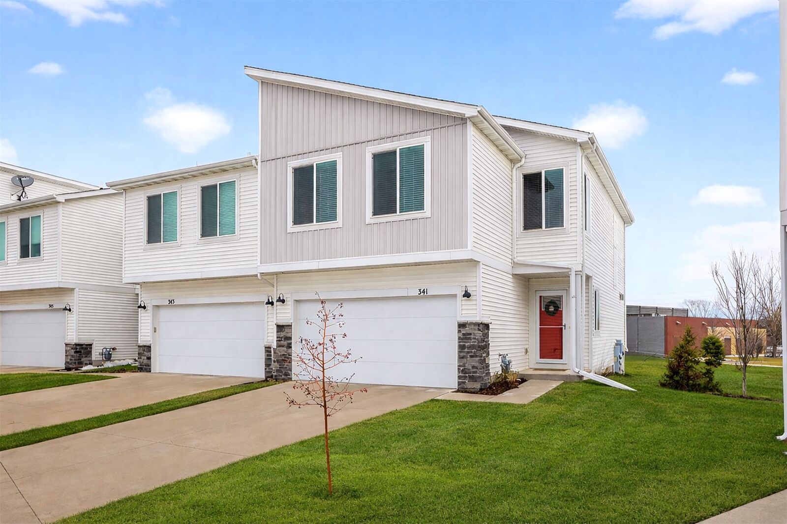 Property Photo:  341 NE Mink Drive  IA 50263 