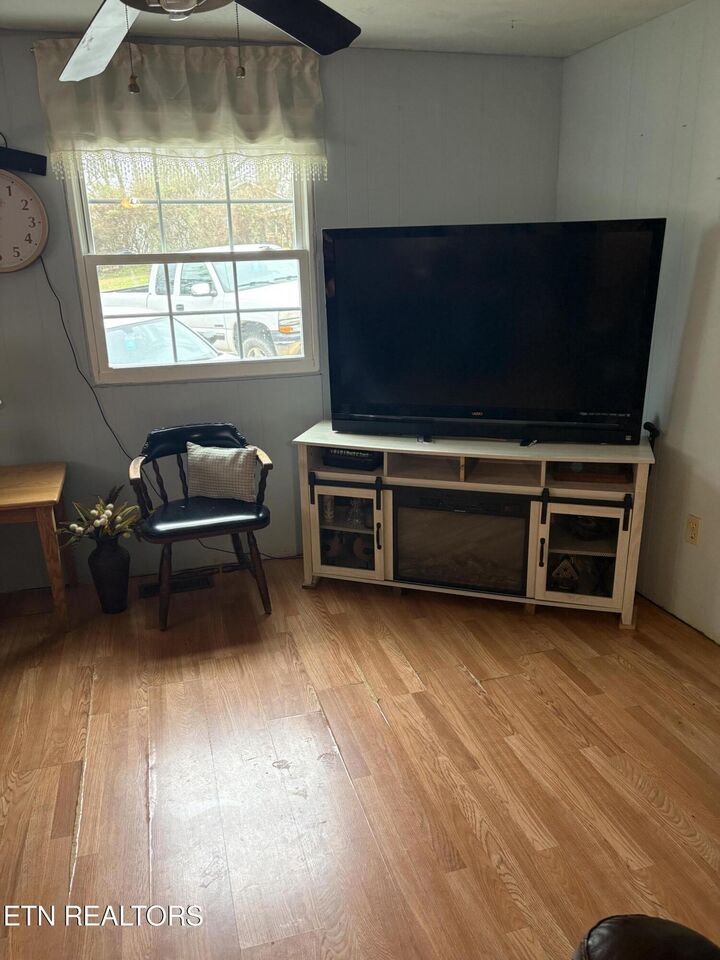 Property Photo:  1220 E Dogwood Lane  TN 37862 