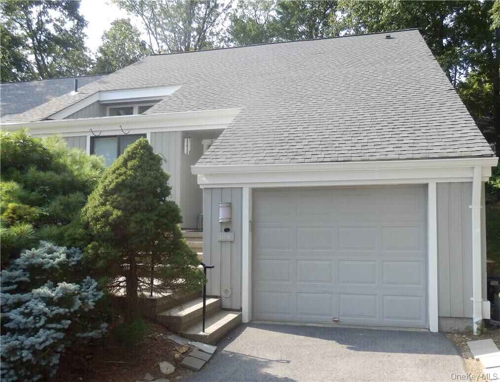 Property Photo:  132B Heritage Hills Drive B  NY 10589 