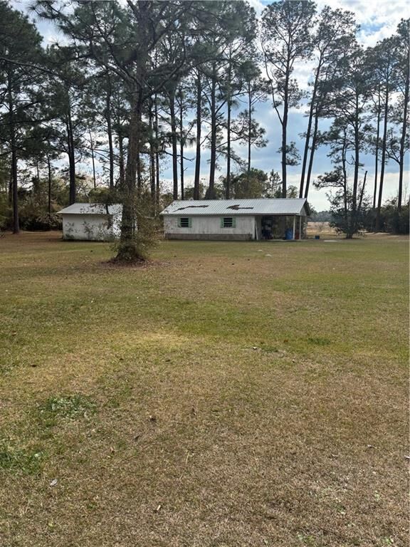 Property Photo:  7565 County Road  AL 36523 