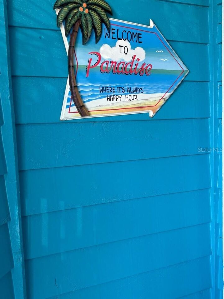 Property Photo:  455 Alt 19 S 94  FL 34683 