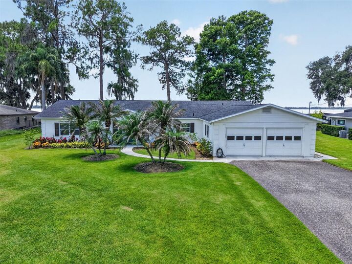 Property Photo:  33225 Lakeshore Drive  FL 32778 