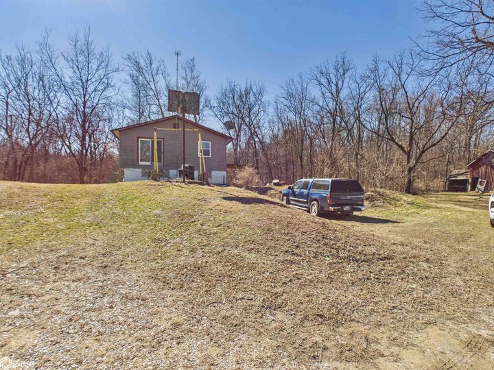 Property Photo:  1846 N Co Rd 890  IL 62354 