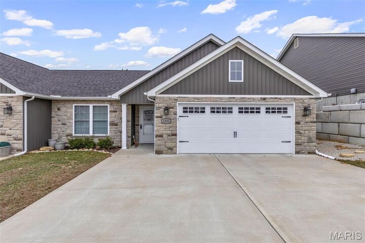 Property Photo: 1581 Hickory Landing MO 63020