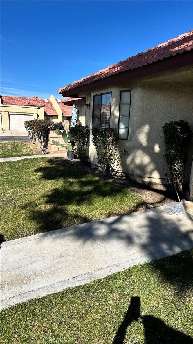 Property Photo:  19269 Elm Drive  CA 92308 