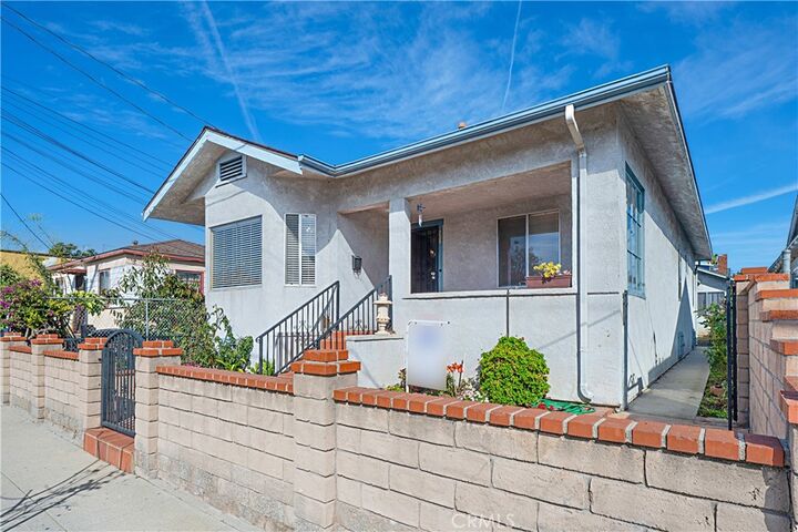 Property Photo:  234 & 236 W.12th Street Street  CA 90731 