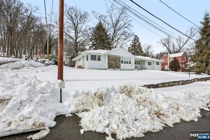 Property Photo:  33 Lotz Street  NJ 07508 