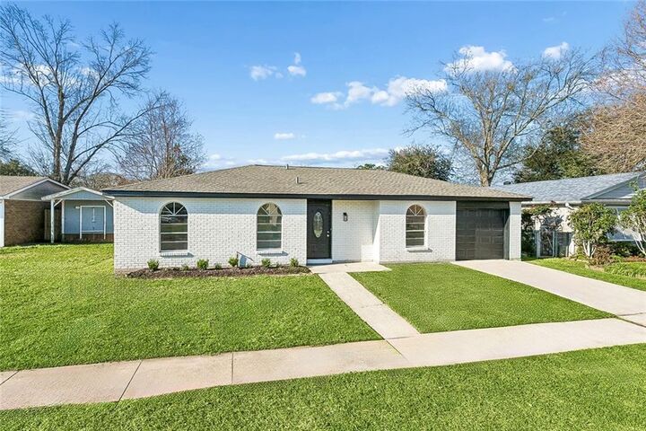 Property Photo:  388 Hester Drive  LA 70068 