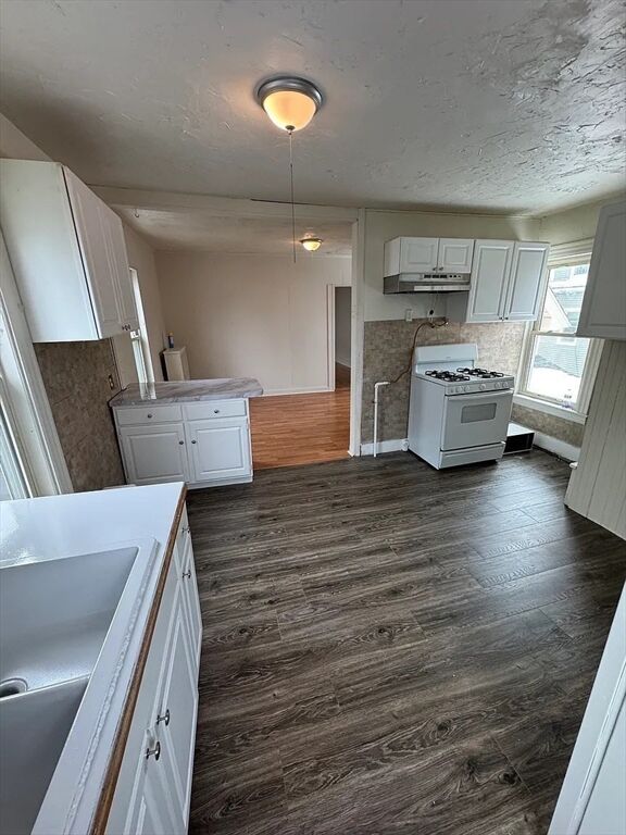 Property Photo: 78 Birch St 2 MA 01603