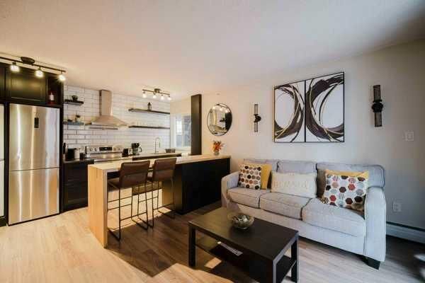 Property Photo: 1222 13 Avenue SW 311 AB T3C 0T1