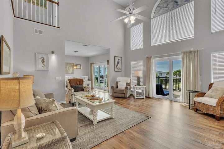 Property Photo:  706 Via Deluna Dr  FL 32561 