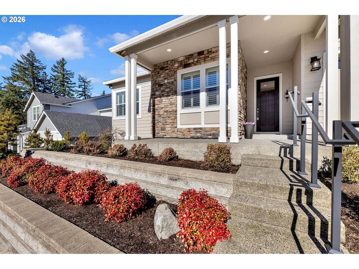 Property Photo:  931 W Magnolia Loop  WA 98671 