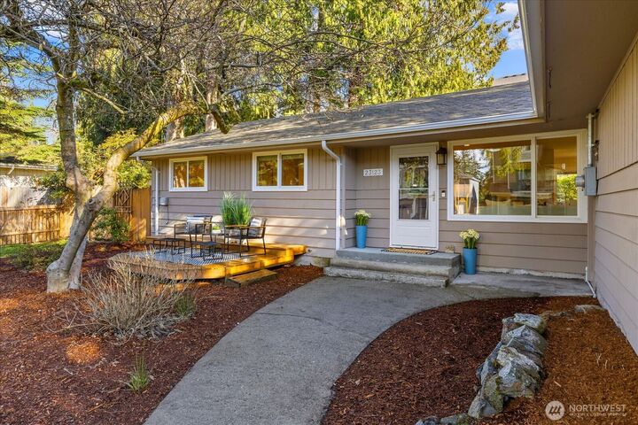 Property Photo: 23123 88th Avenue W WA 98026