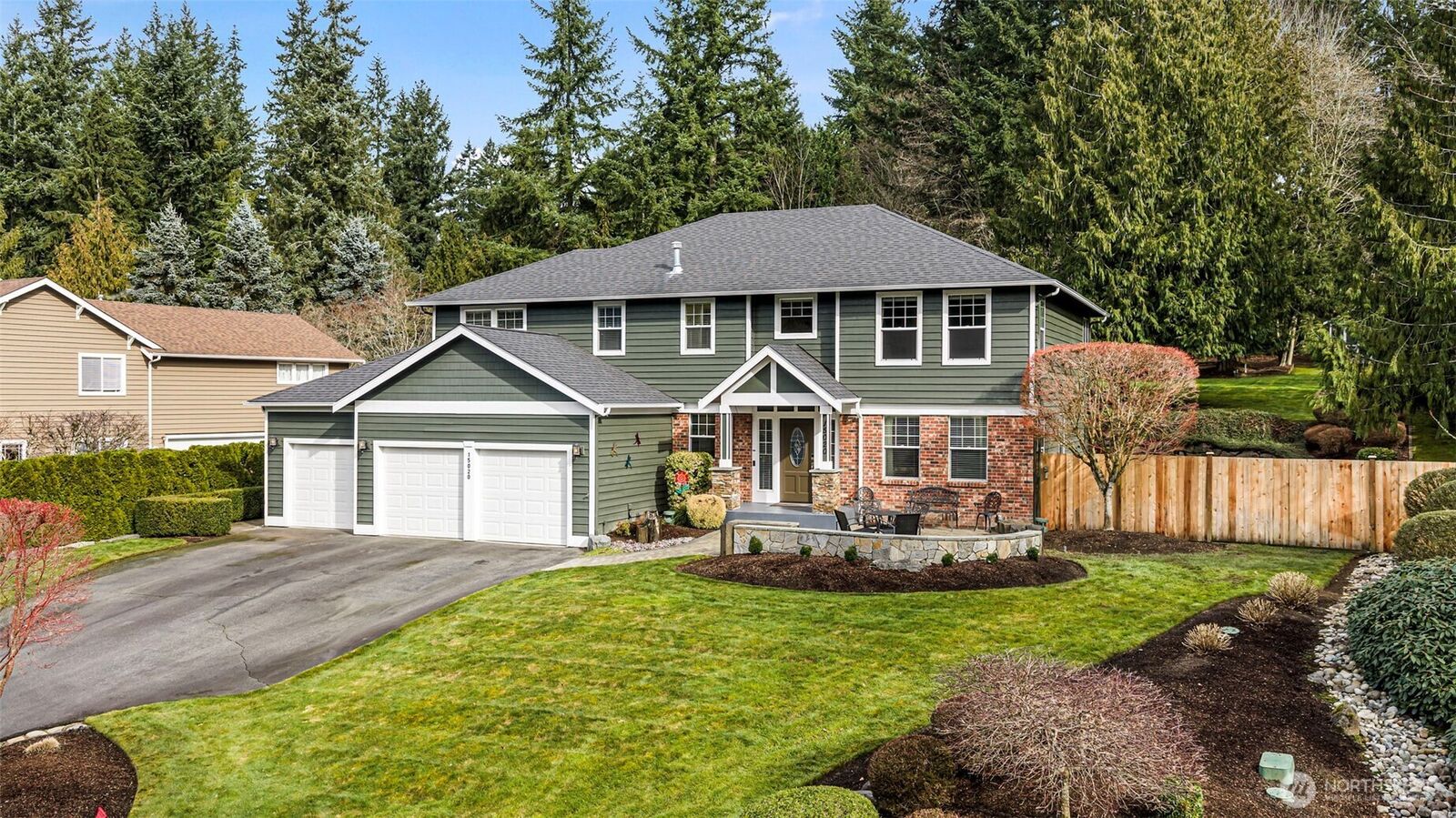 Property Photo:  15020  225th Avenue NE  WA 98077 