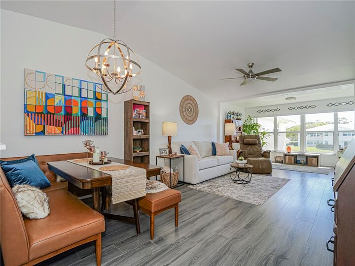 Property Photo:  675 W Lake Jasmine Circle 206  FL 32962 