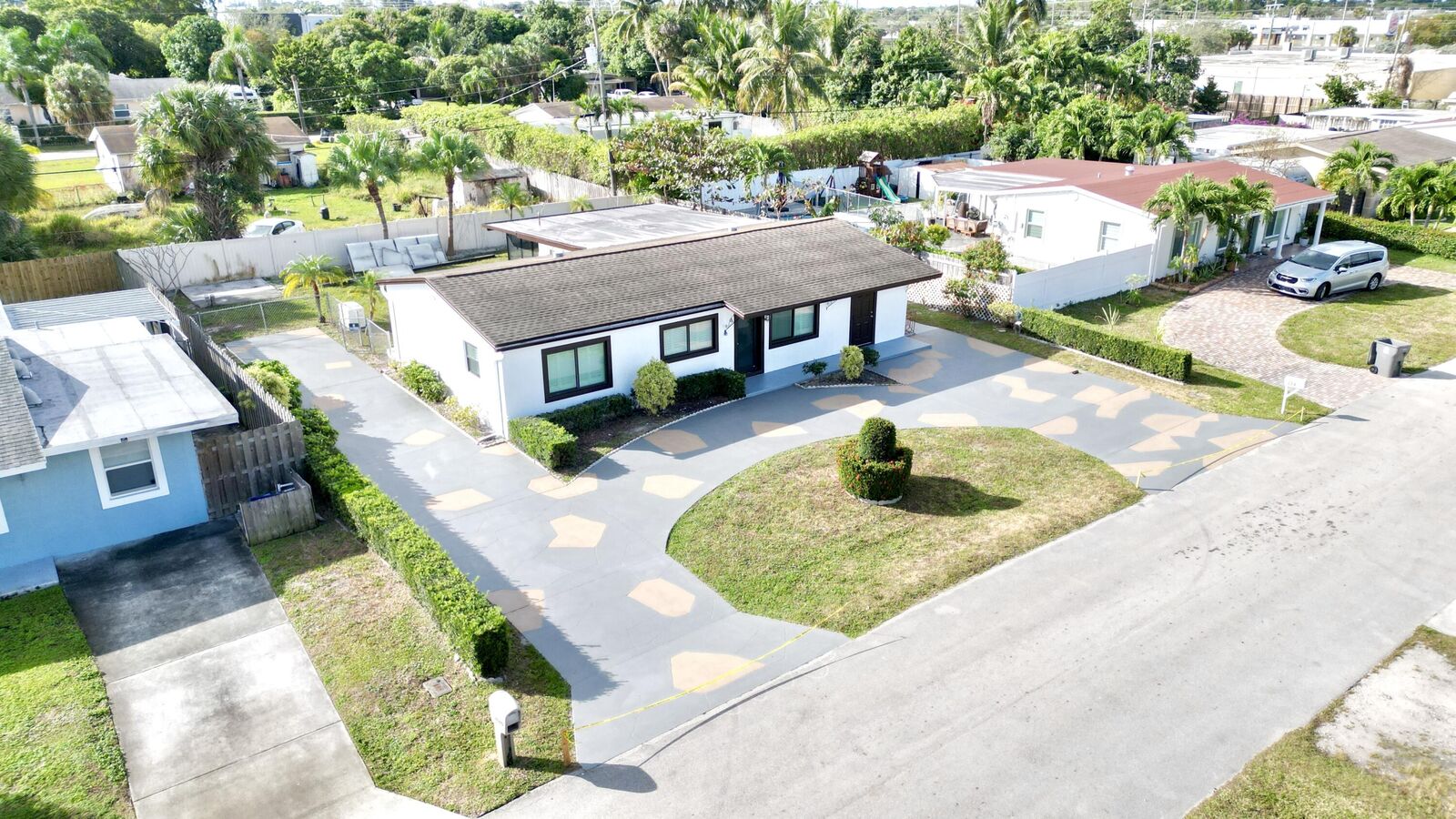 Property Photo:  2890 Marbill Road  FL 33406 