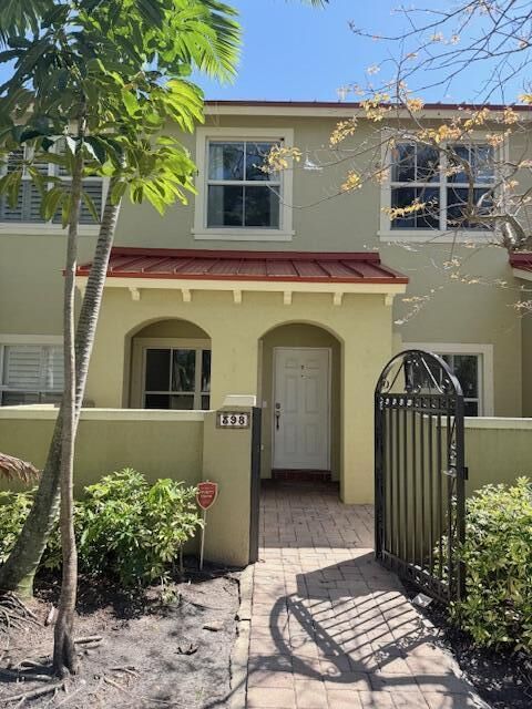 Property Photo: 398 Lake Monterey Circle FL 33426