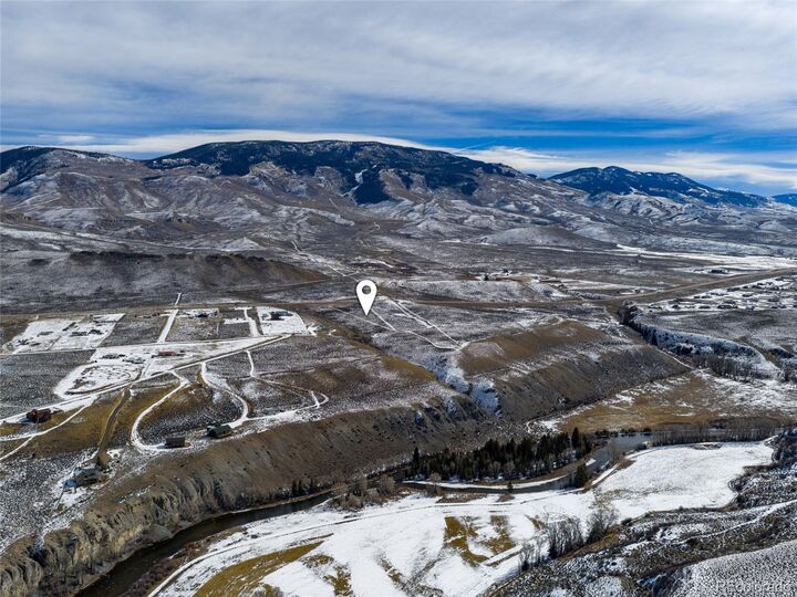 Property Photo:  700 County Road 1001  CO 80498 