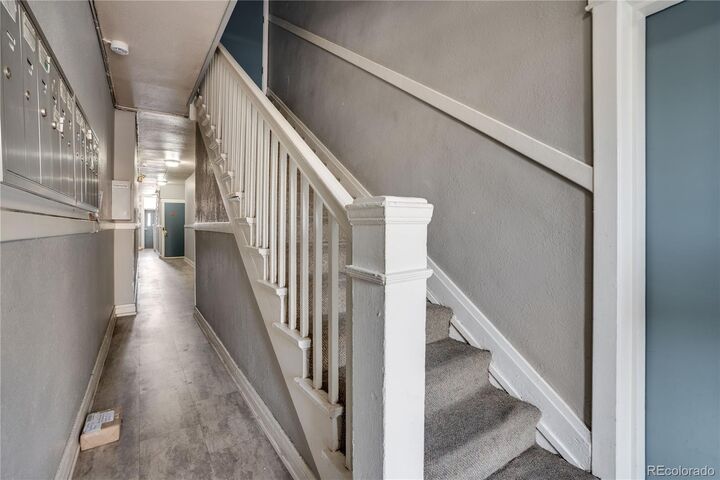 Property Photo: 1341 N Washington Street 4 CO 80203