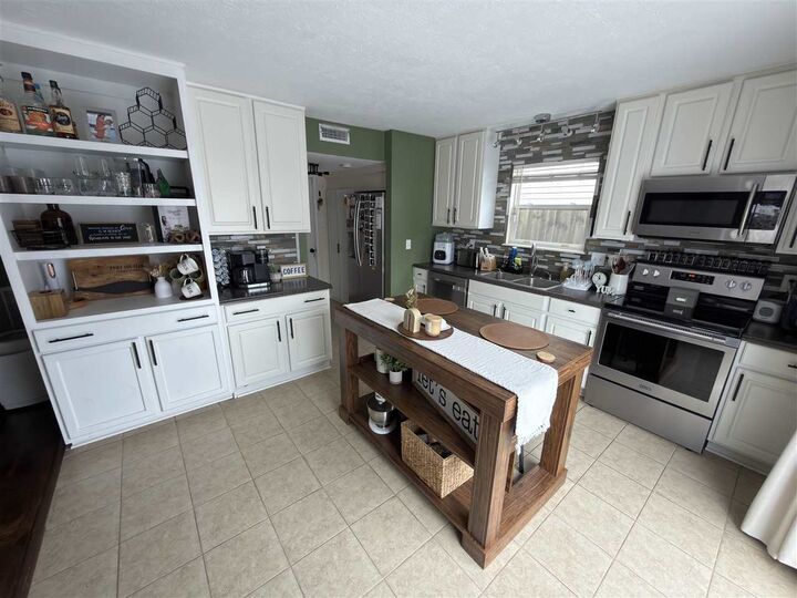 Property Photo:  11628 Glenn Abbey Lane  IN 46235 