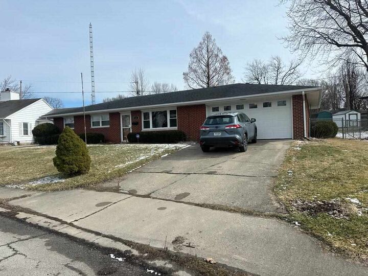 Property Photo: 515 SW 3rd IN 47374