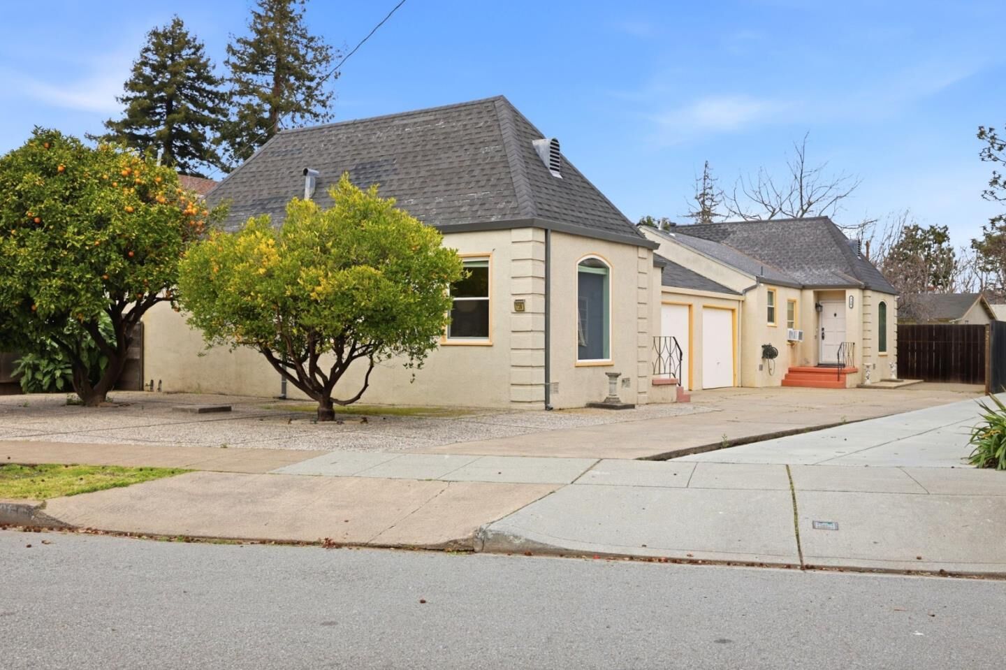 Property Photo:  728 Laurel Avenue  CA 94010 