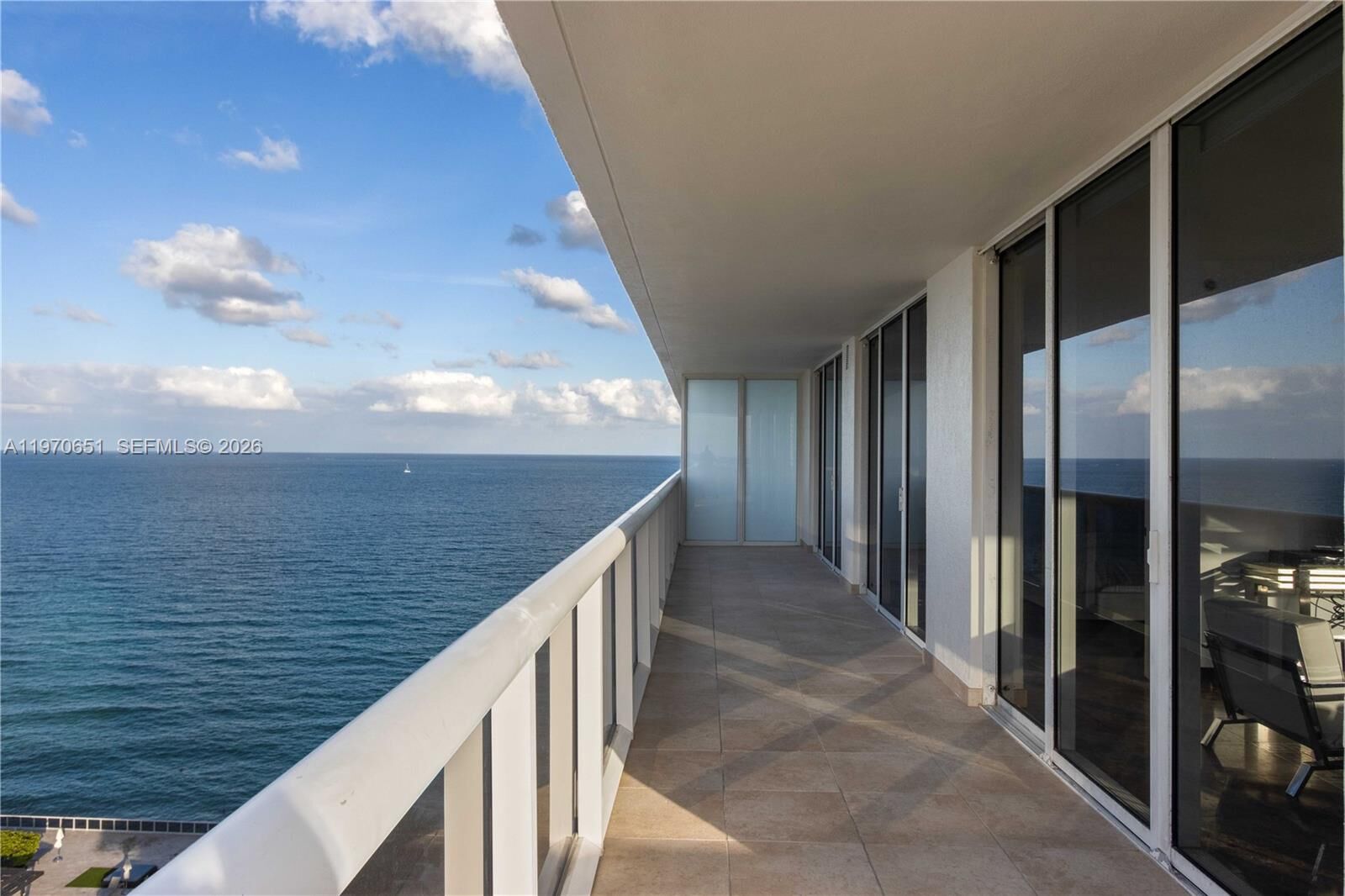 Property Photo:  1830 S Ocean Dr 1908  FL 33009 