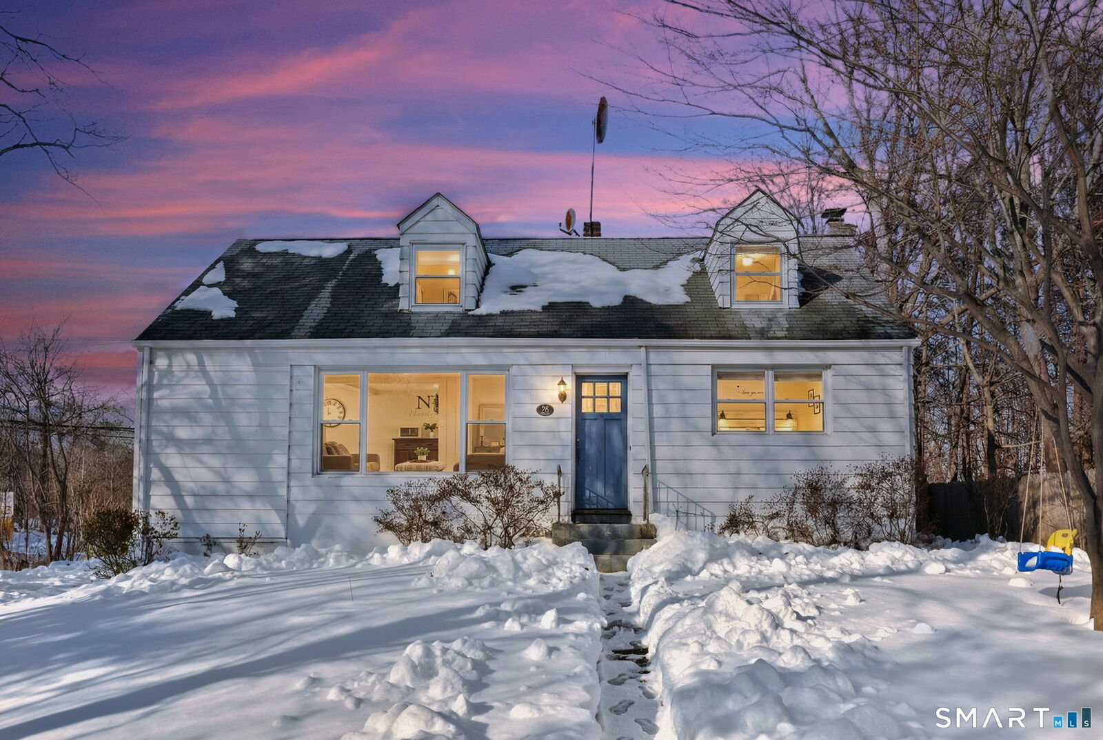 Property Photo:  78 Vine Road  CT 06905 