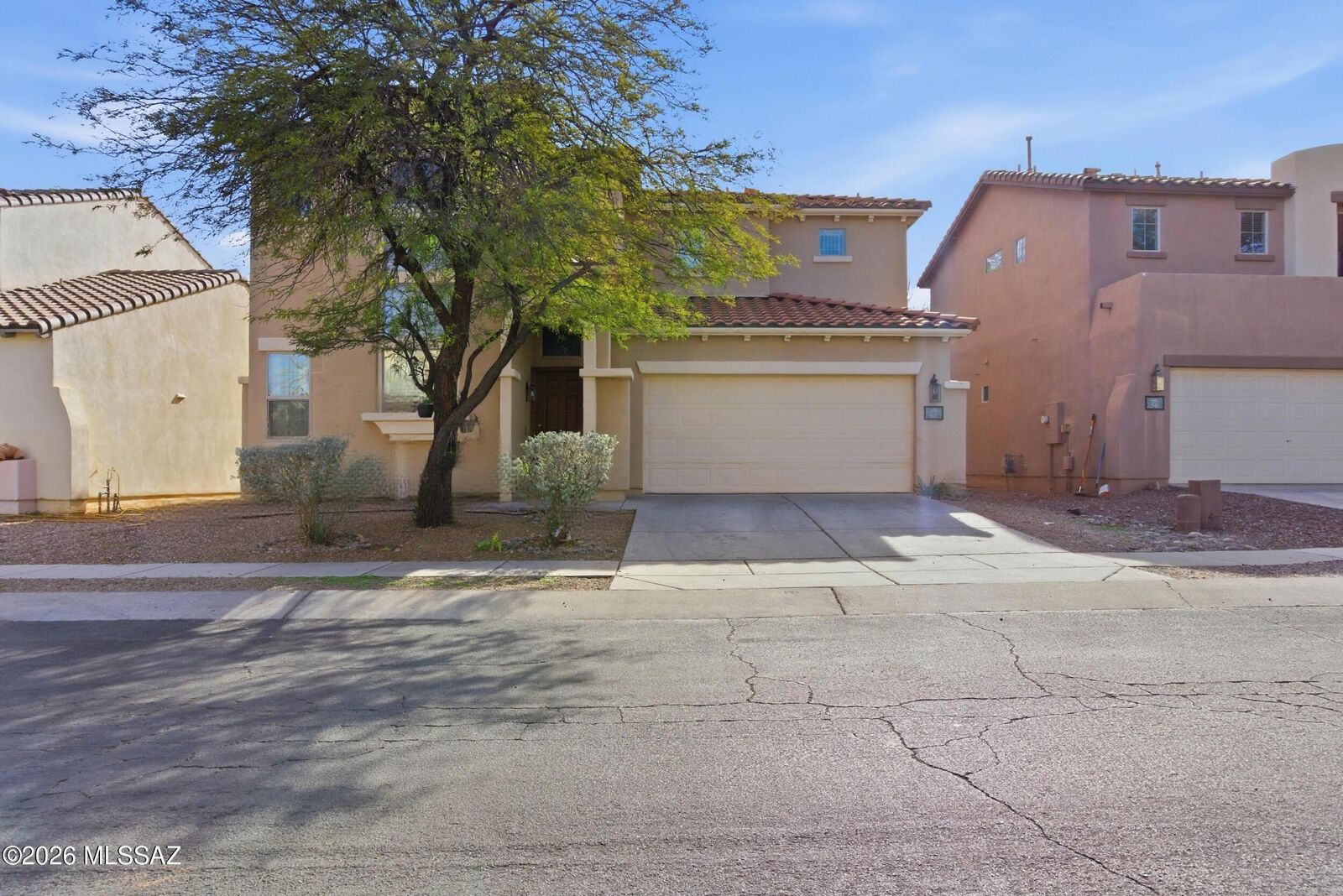 Property Photo:  62 E Camino Limon Verde  AZ 85629 