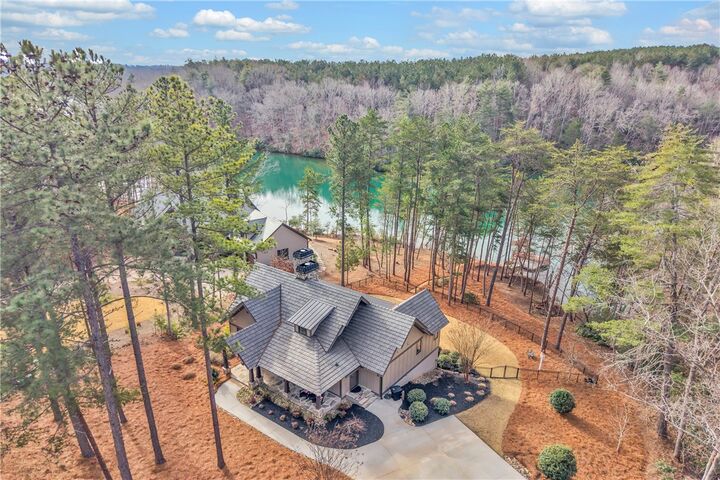 Property Photo:  243 Quay Court  SC 29685 