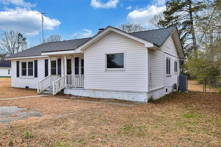 Property Photo:  13 Eastview Street  SC 29654 